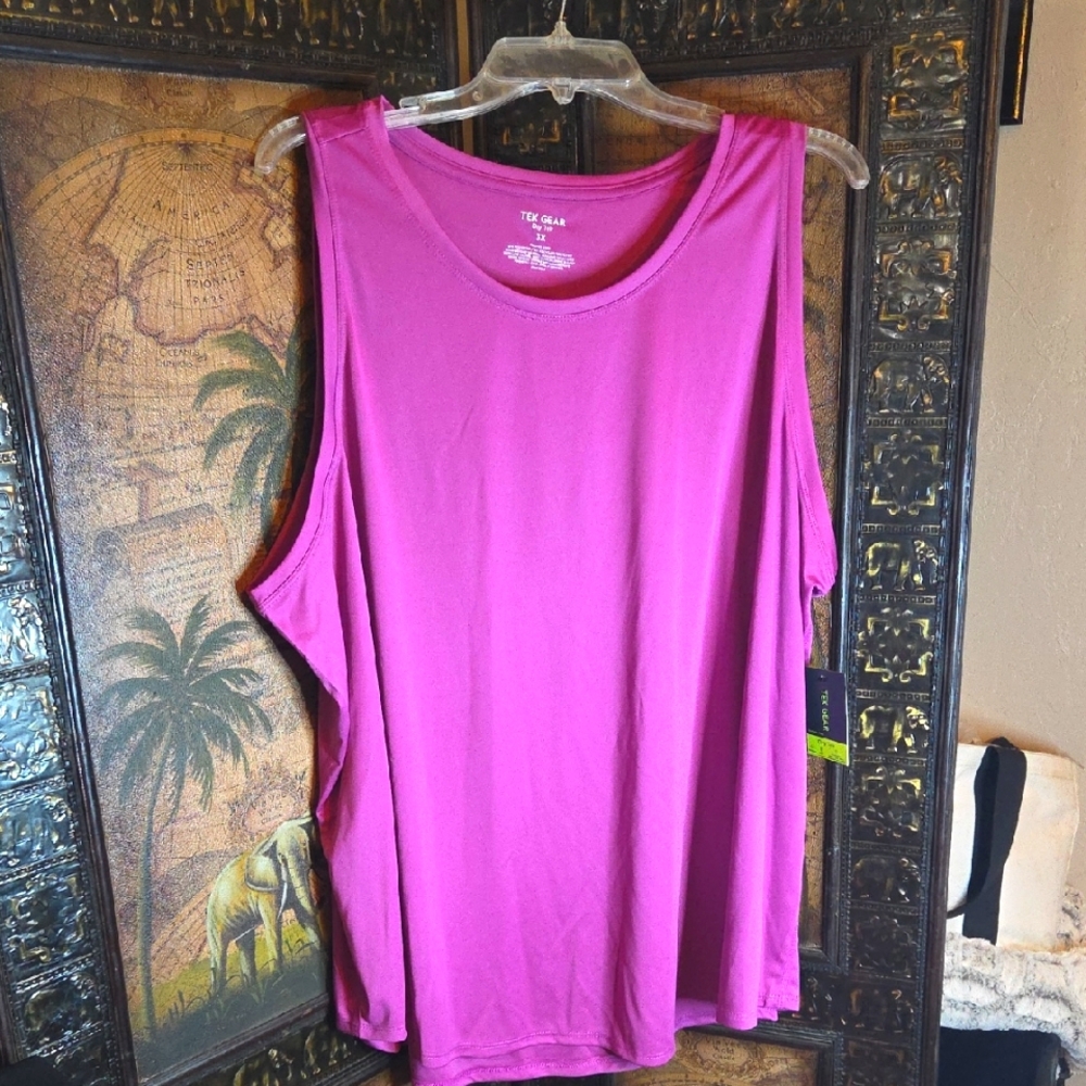 Tek Gear Dry Tek Top
